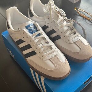 Adidas Samba Sneakers